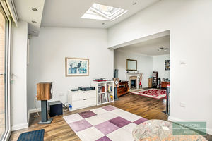 Photo 7- click for photo gallery